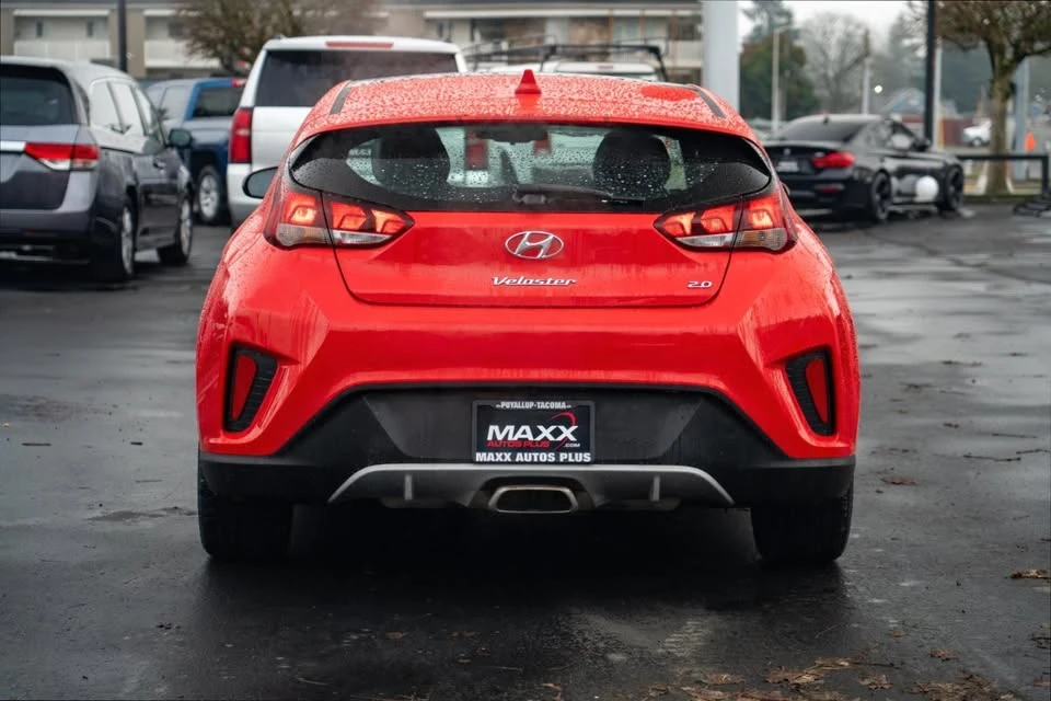 2021 Hyundai Veloster - Image 8 of 15
