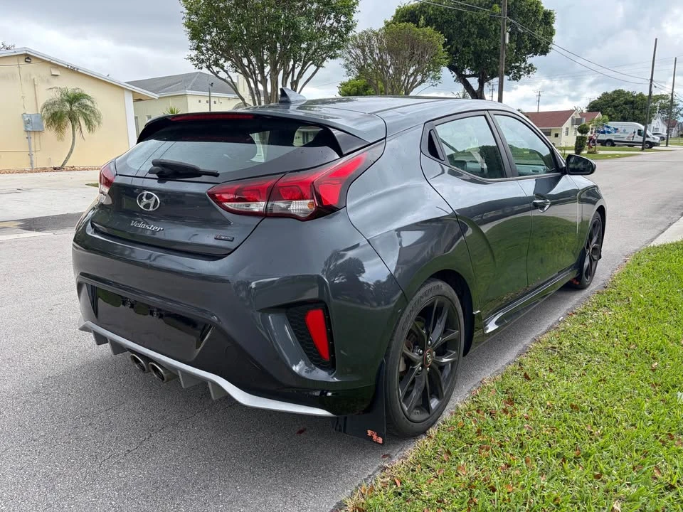 2021 Hyundai Veloster - Image 3 of 11