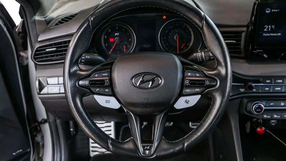 2021 Hyundai Veloster - Image 11 of 17
