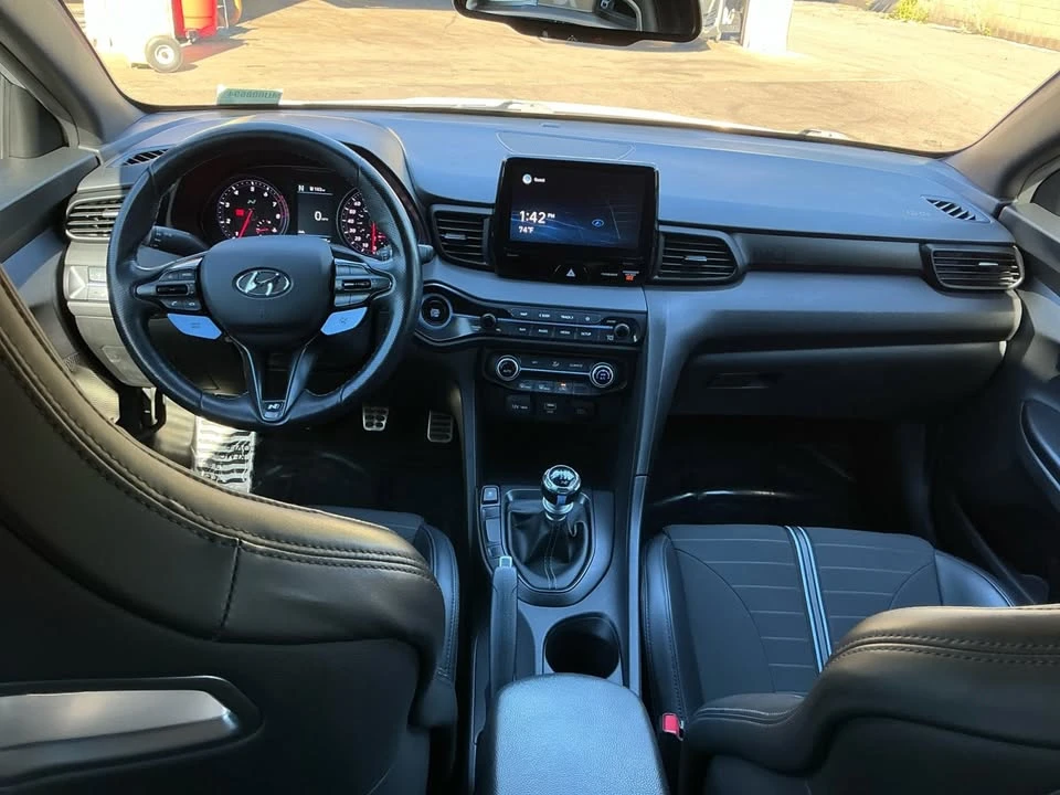 2021 Hyundai Veloster N - Image 18 of 20