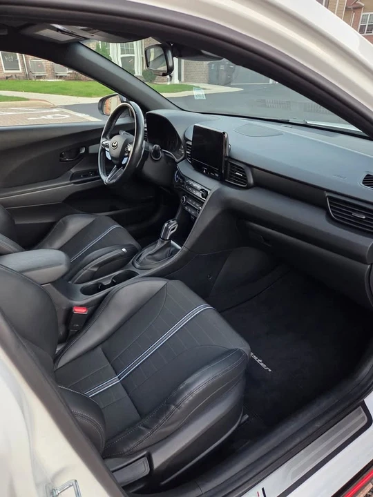 2021 Hyundai Veloster N - Image 8 of 13