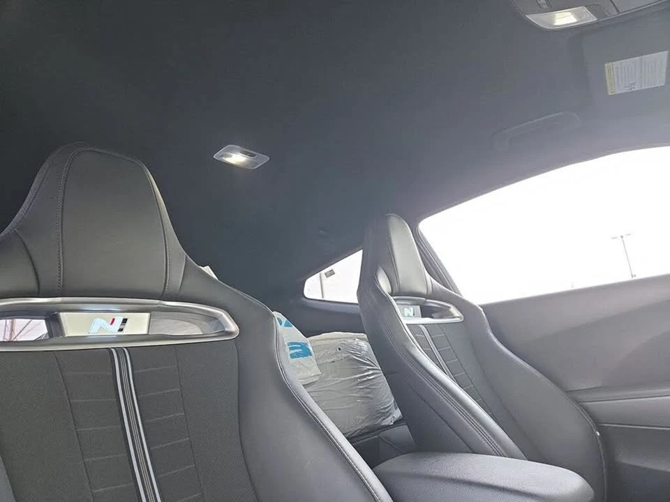 2021 Hyundai Veloster N - Image 18 of 19