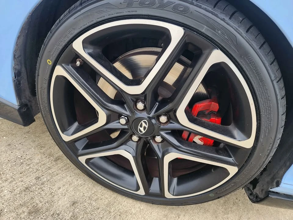 2021 Hyundai Veloster - Image 6 of 8