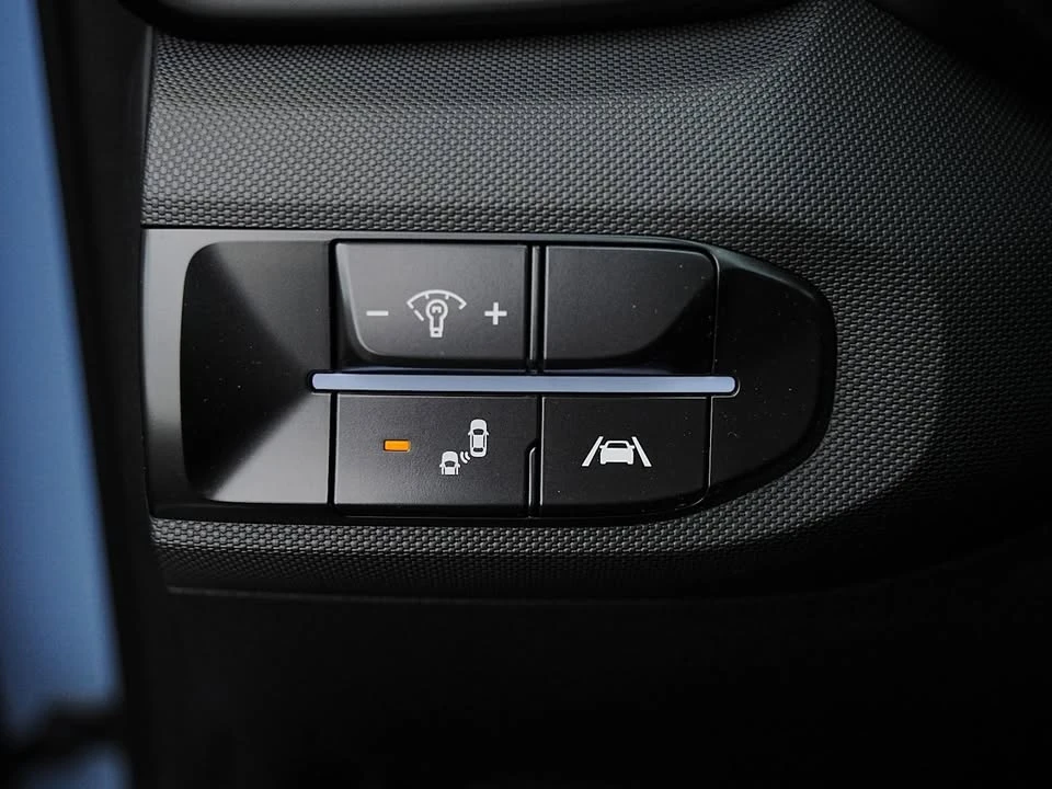 2021 Hyundai Veloster N - Image 12 of 20