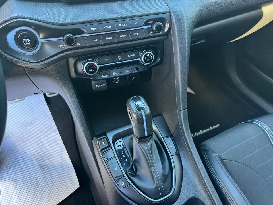 2021 Hyundai Veloster N - Image 13 of 19