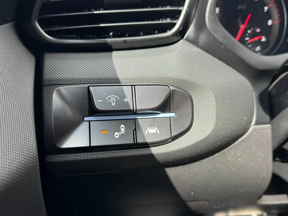 2021 Hyundai Veloster N - Image 16 of 20