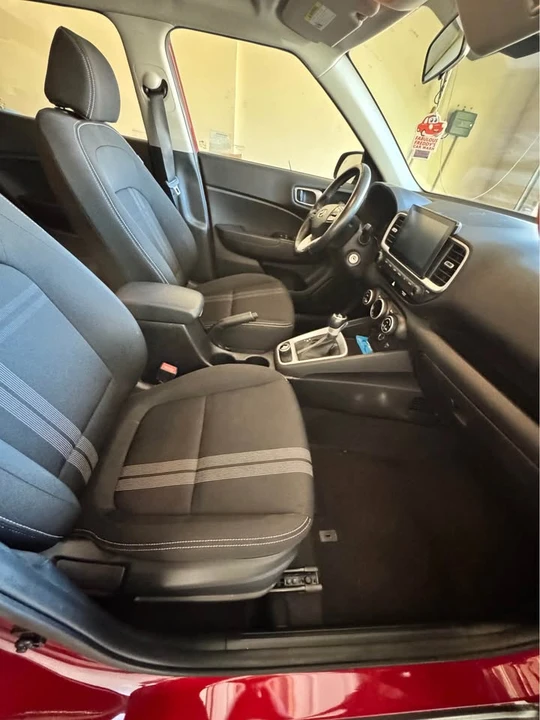 2021 Hyundai Venue - Image 5 of 7