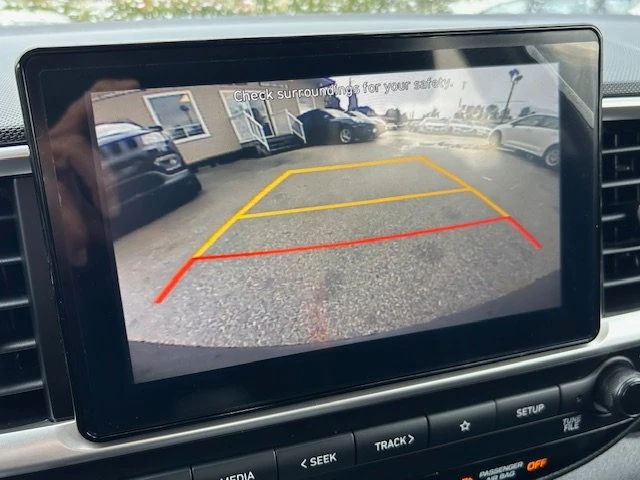 2021 Hyundai Venue - Image 11 of 13