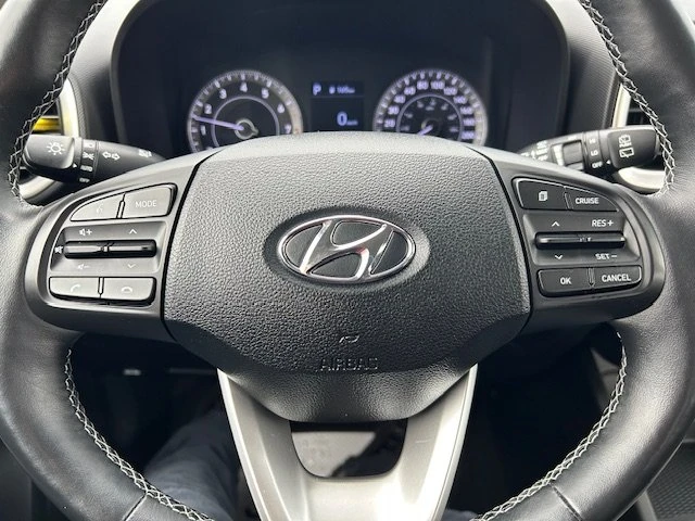 2021 Hyundai Venue - Image 8 of 13