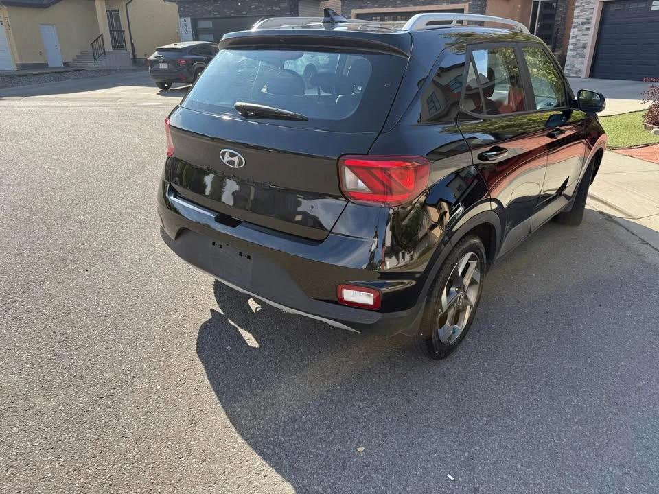 2021 Hyundai Venue - Image 4 of 8