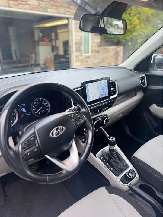 2021 Hyundai Venue - Image 4 of 8