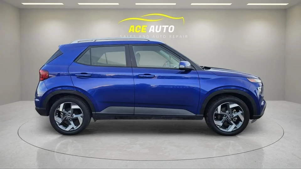 2021 Hyundai Venue - Image 4 of 20