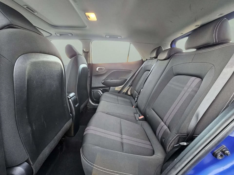 2021 Hyundai Venue - Image 11 of 20