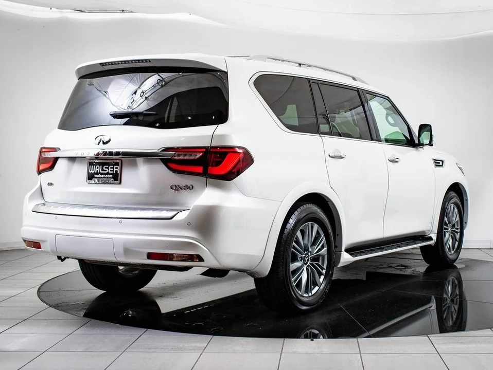2021 Infiniti QX80 - Image 10 of 21