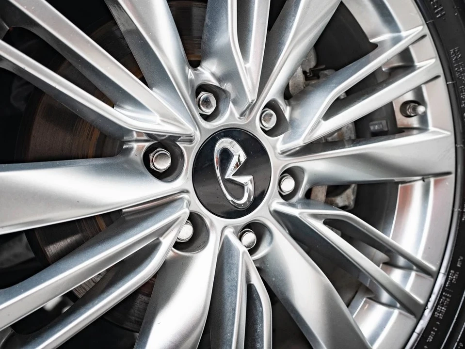 2021 Infiniti QX80 - Image 8 of 21