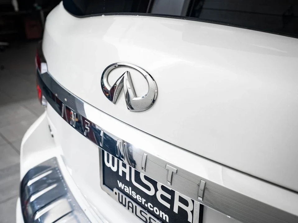 2021 Infiniti QX80 - Image 18 of 21