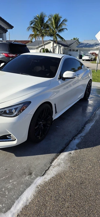 2021 Infiniti Q60 - Image 2 of 16