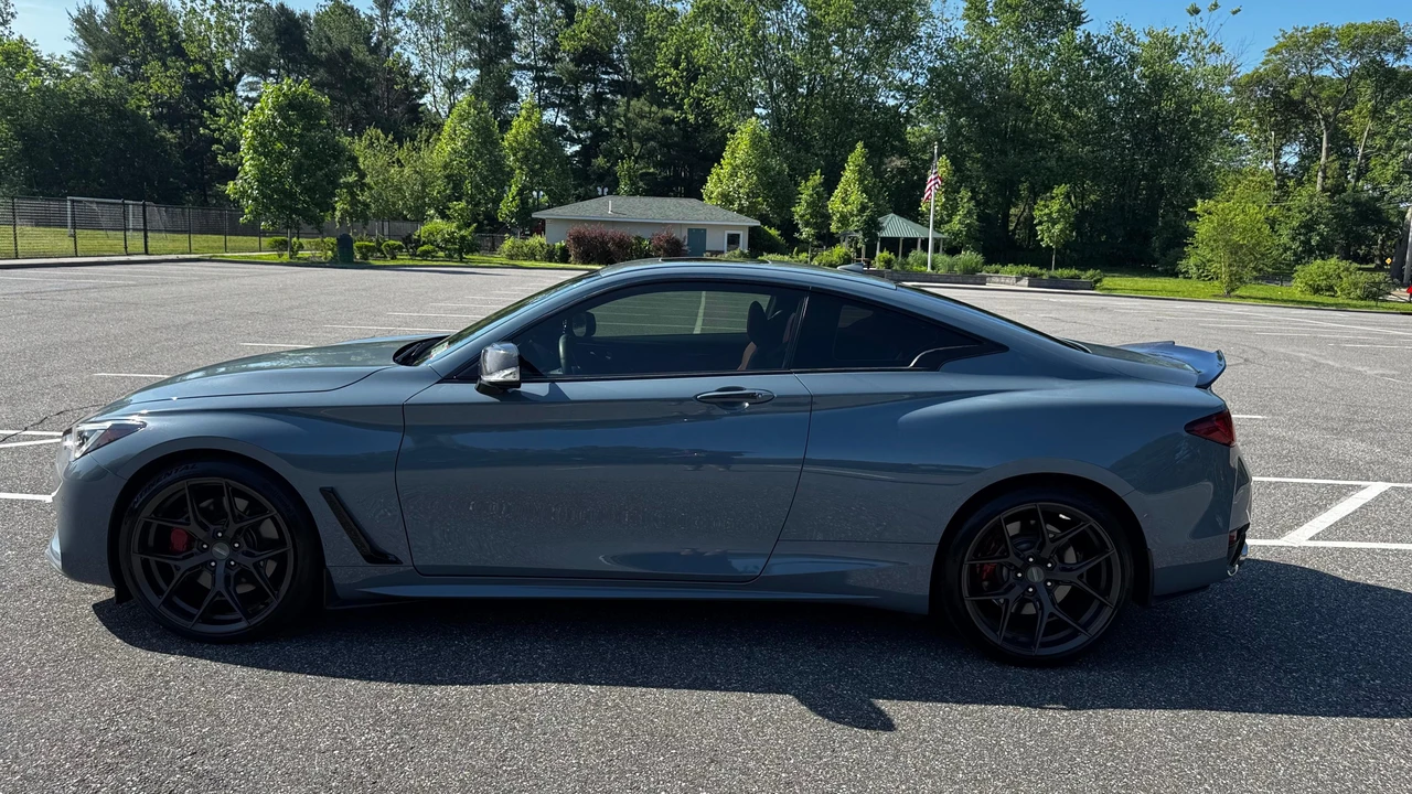 2021 Infiniti Q60 Red Sport 400 - Image 20 of 31