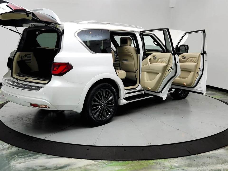 2021 Infiniti QX80 - Image 11 of 12