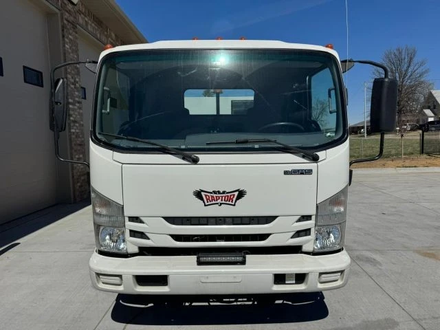 2021 Isuzu Elf - Image 7 of 31