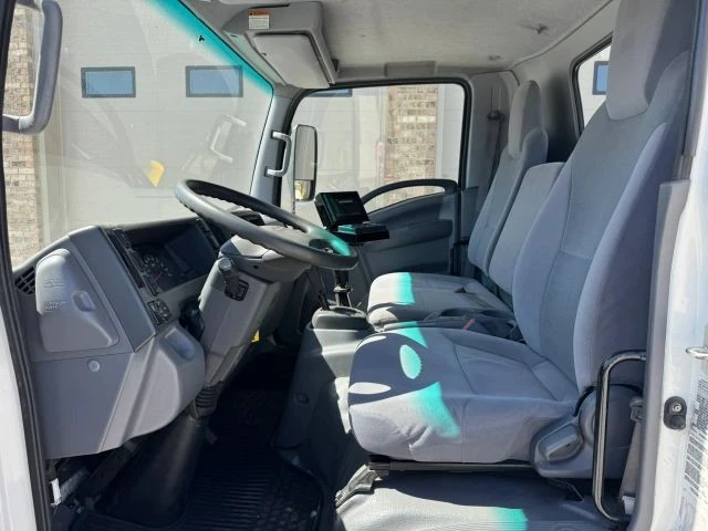 2021 Isuzu Elf - Image 15 of 21