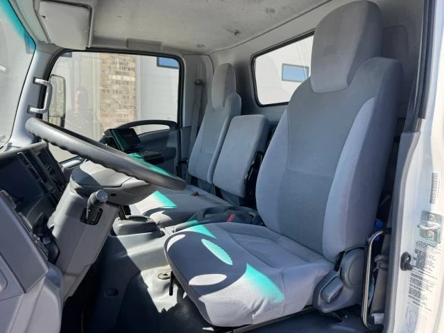 2021 Isuzu Elf - Image 14 of 21