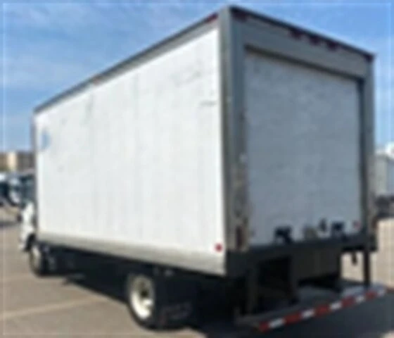 2021 Isuzu Elf - Image 3 of 10