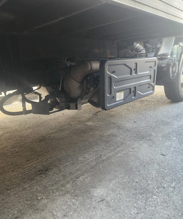 2021 Isuzu Elf - Image 22 of 31