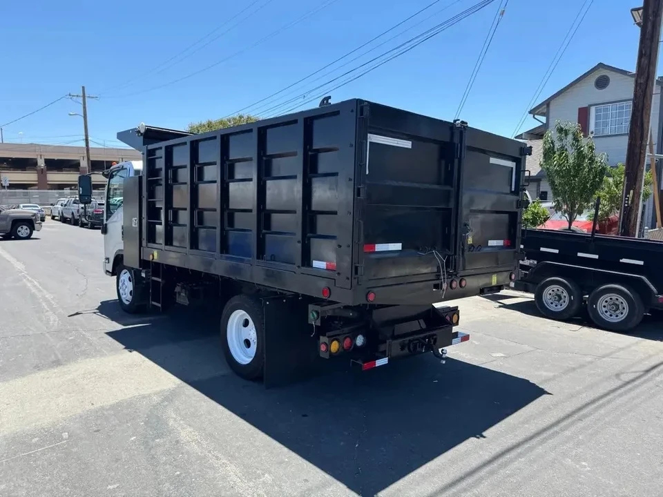 2021 Isuzu Elf - Image 5 of 13