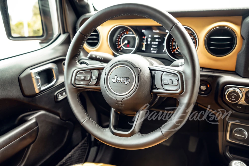 2021 Jeep JT Gladiator - Image 18 of 31