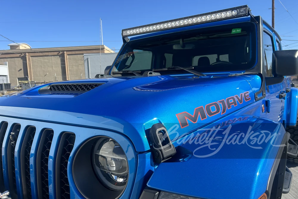 2021 Jeep JT Gladiator - Image 15 of 16