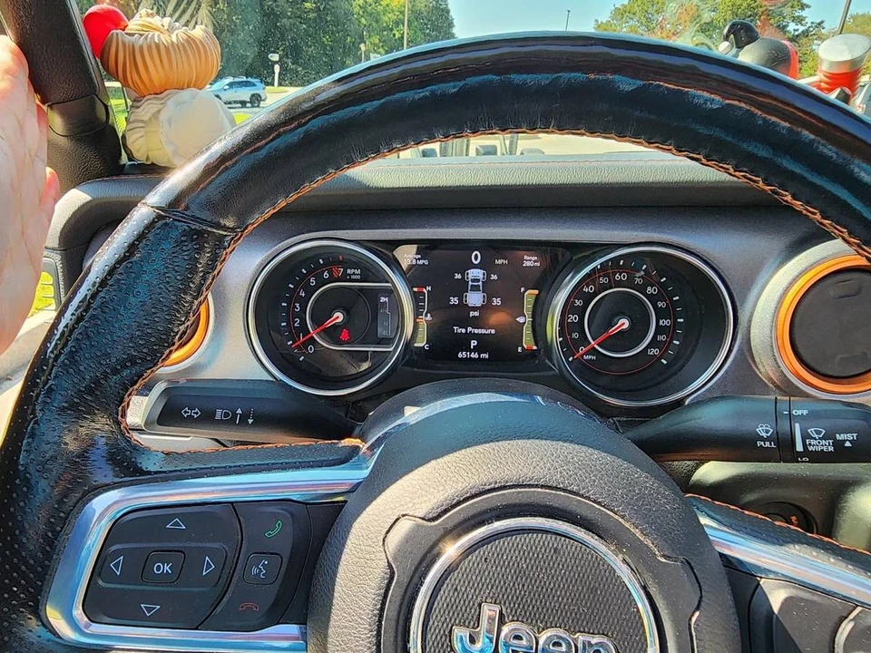 2021 Jeep JT Gladiator - Image 12 of 15