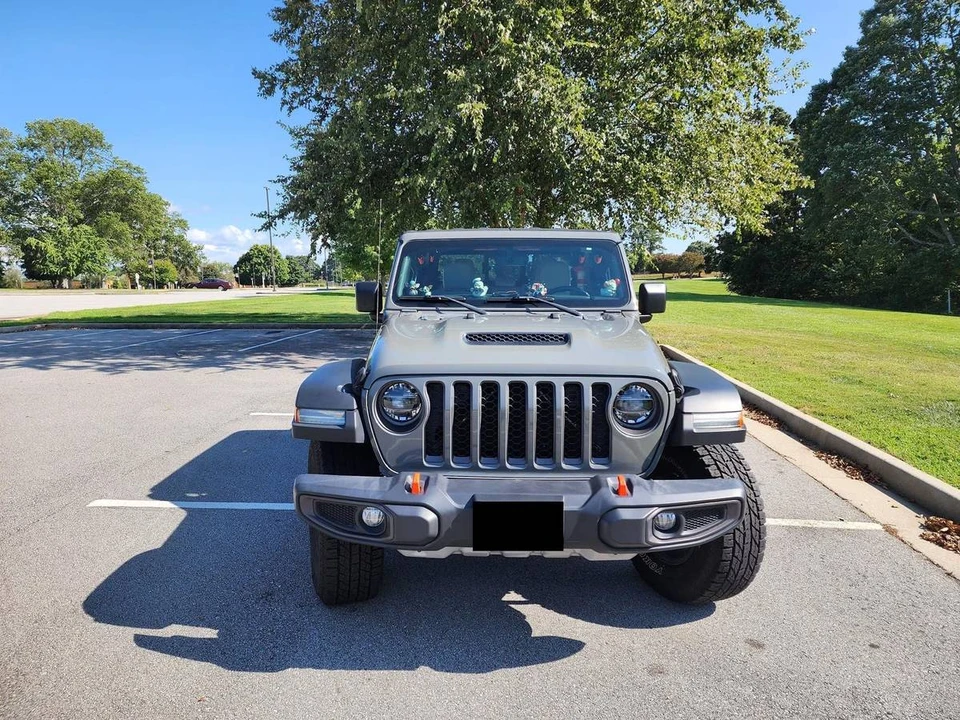 2021 Jeep JT Gladiator - Image 2 of 15