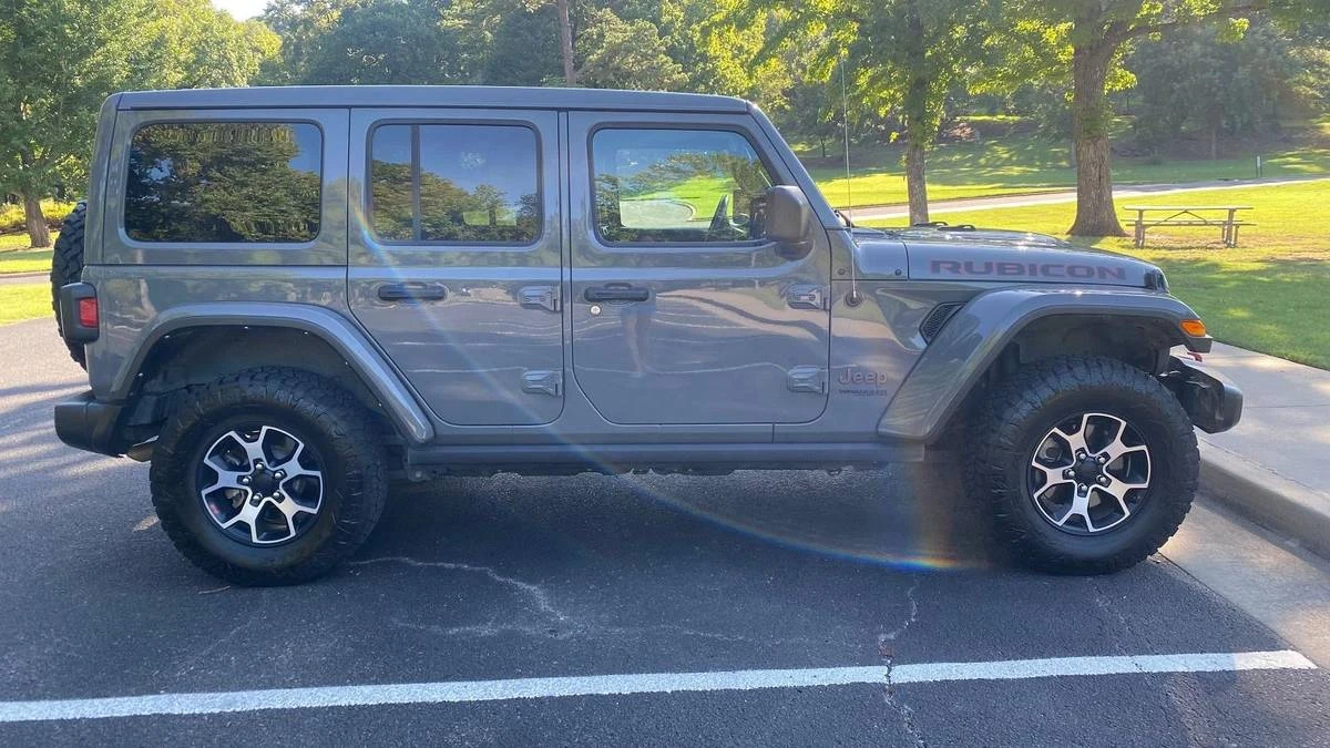 2021 Jeep JL Wrangler - Image 5 of 11