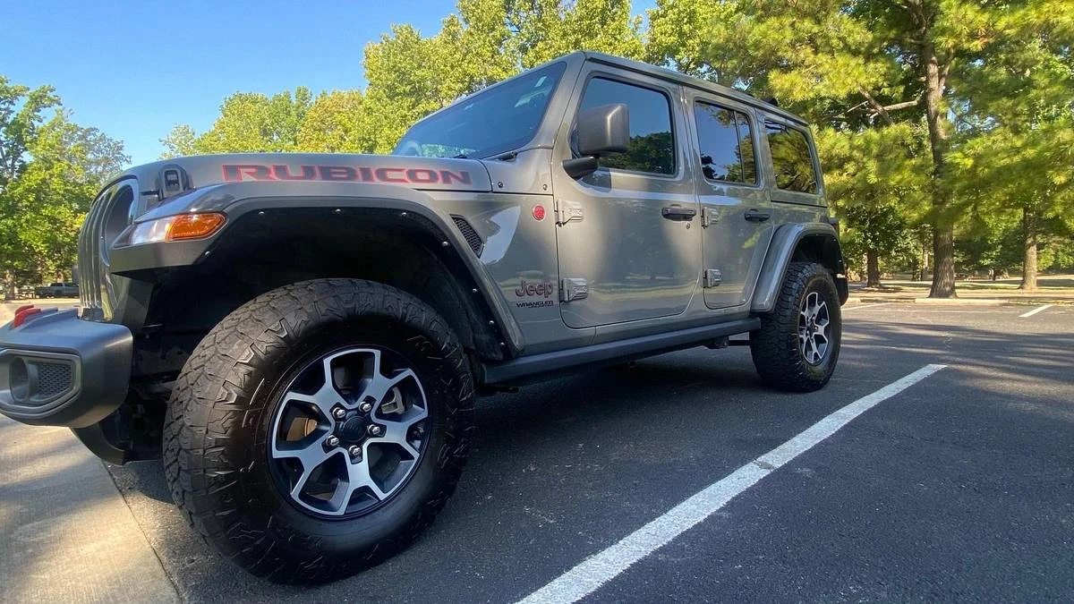 2021 Jeep JL Wrangler - Image 2 of 11