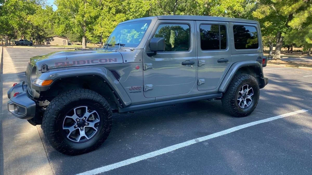 2021 Jeep JL Wrangler - Image 3 of 11