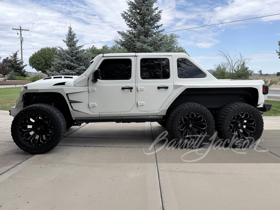 2021 Jeep Wrangler - Image 2 of 9