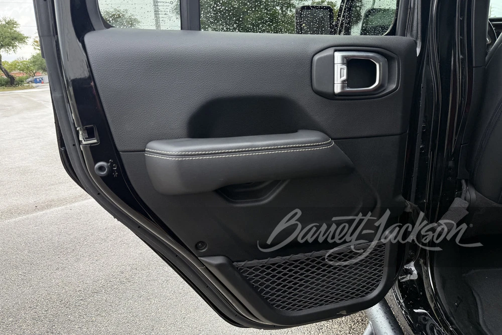 2021 Jeep JL Wrangler - Image 16 of 31
