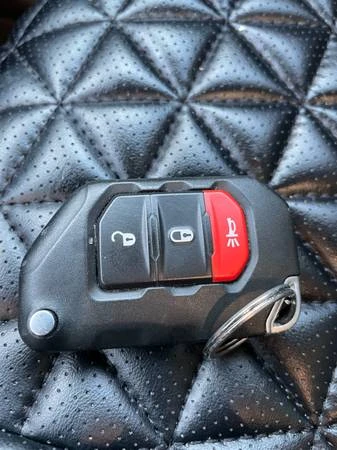 2021 Jeep JL Wrangler - Image 17 of 17