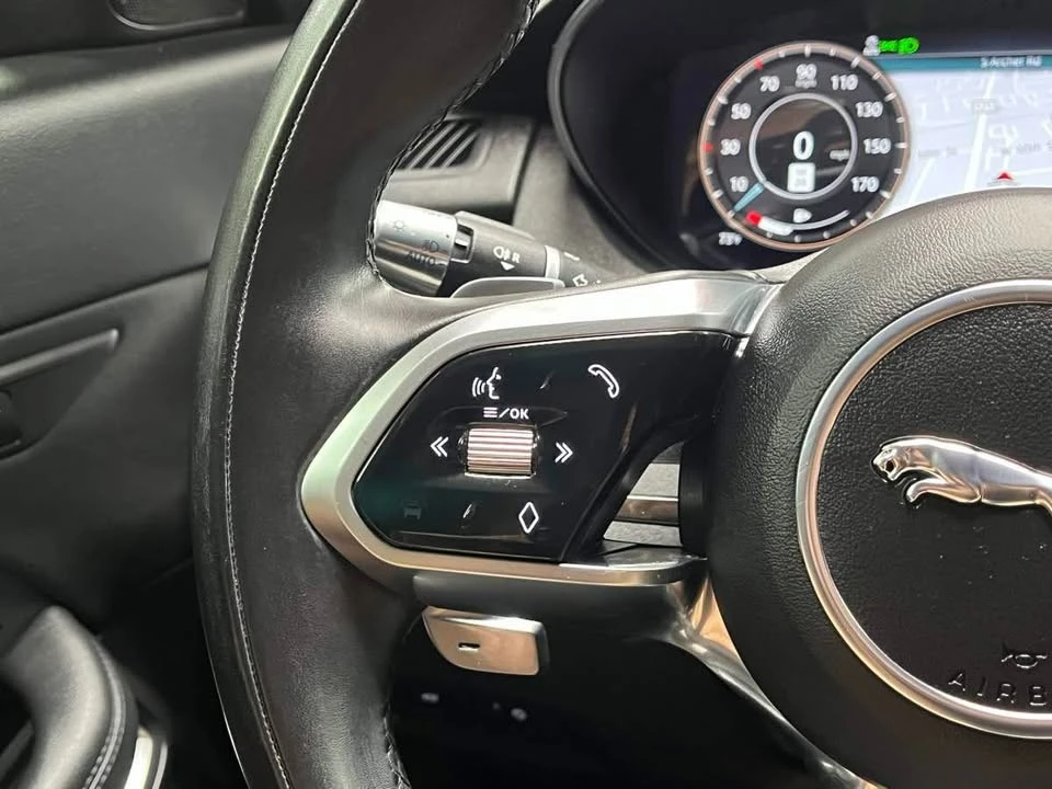 2021 Jaguar E-Pace - Image 15 of 20