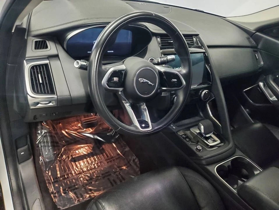 2021 Jaguar E-Pace - Image 8 of 20