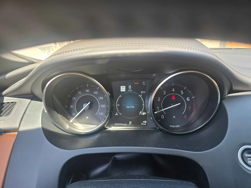 2021 Jaguar E-Pace - Image 14 of 14