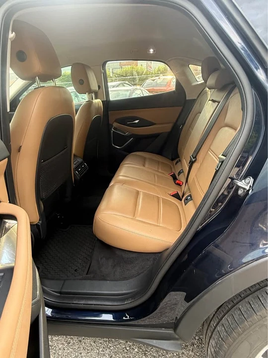 2021 Jaguar E-Pace - Image 11 of 16