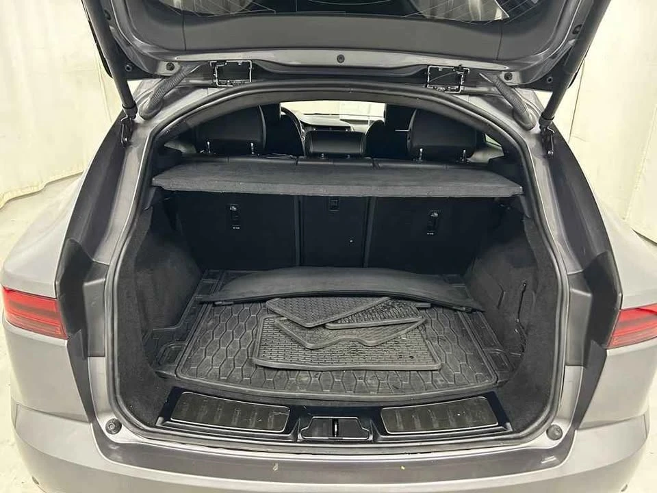 2021 Jaguar E-Pace - Image 7 of 16