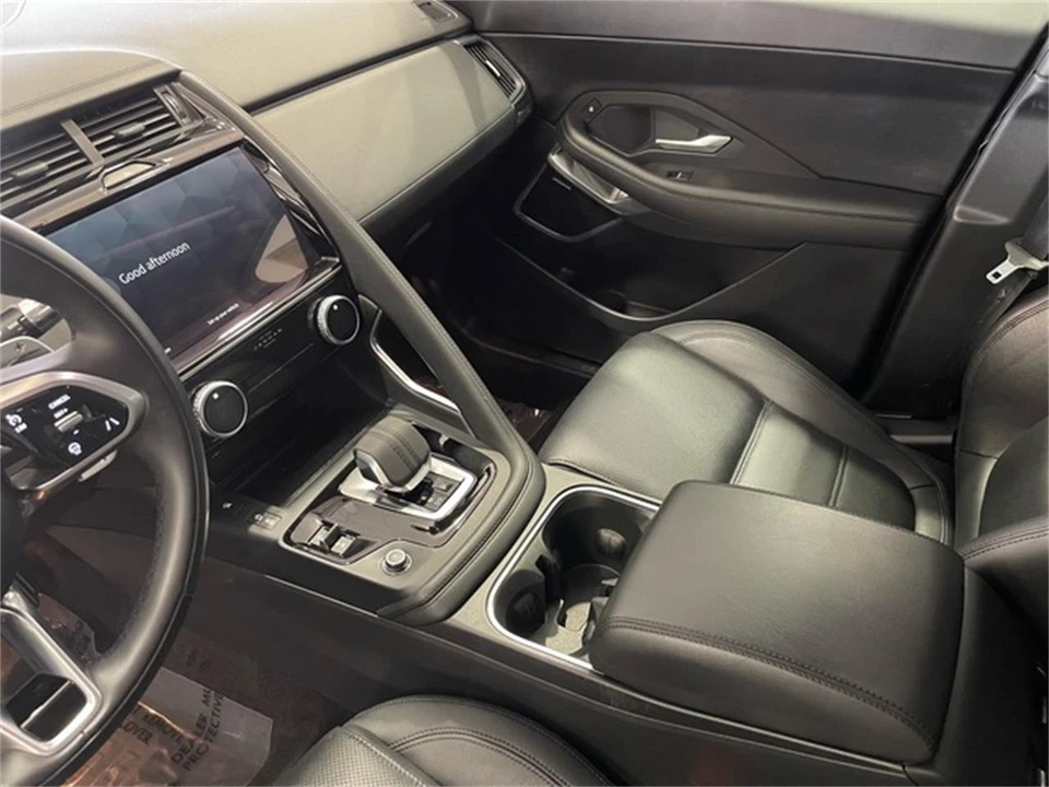 2021 Jaguar E-Pace - Image 25 of 31