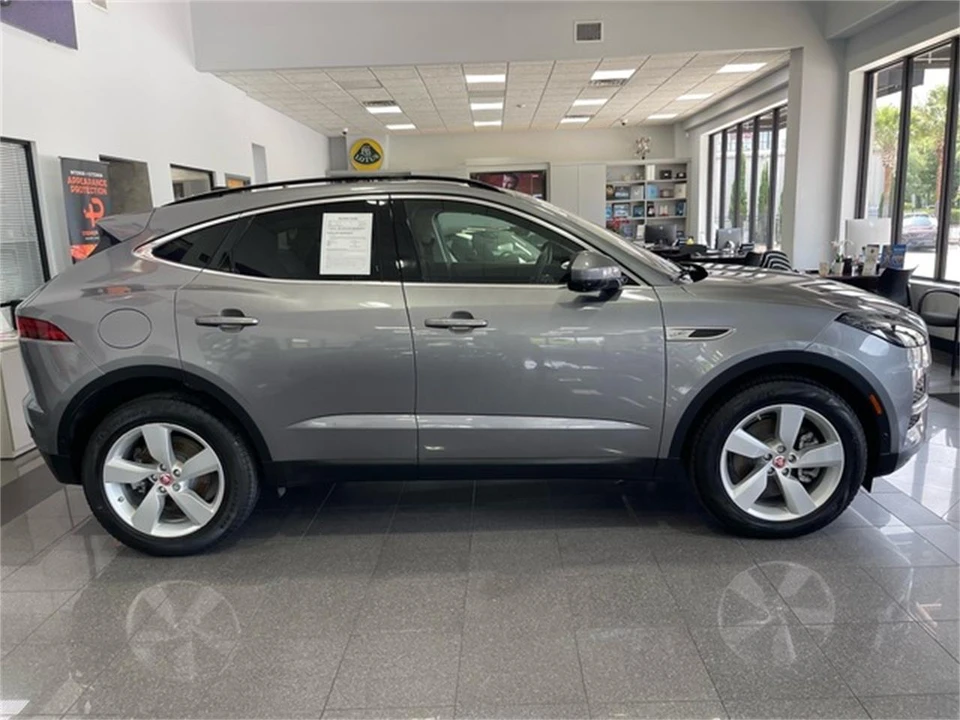 2021 Jaguar E-Pace - Image 6 of 31