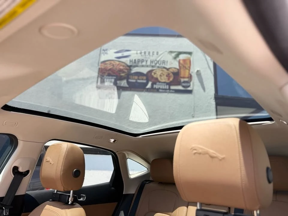 2021 Jaguar E-Pace - Image 15 of 15