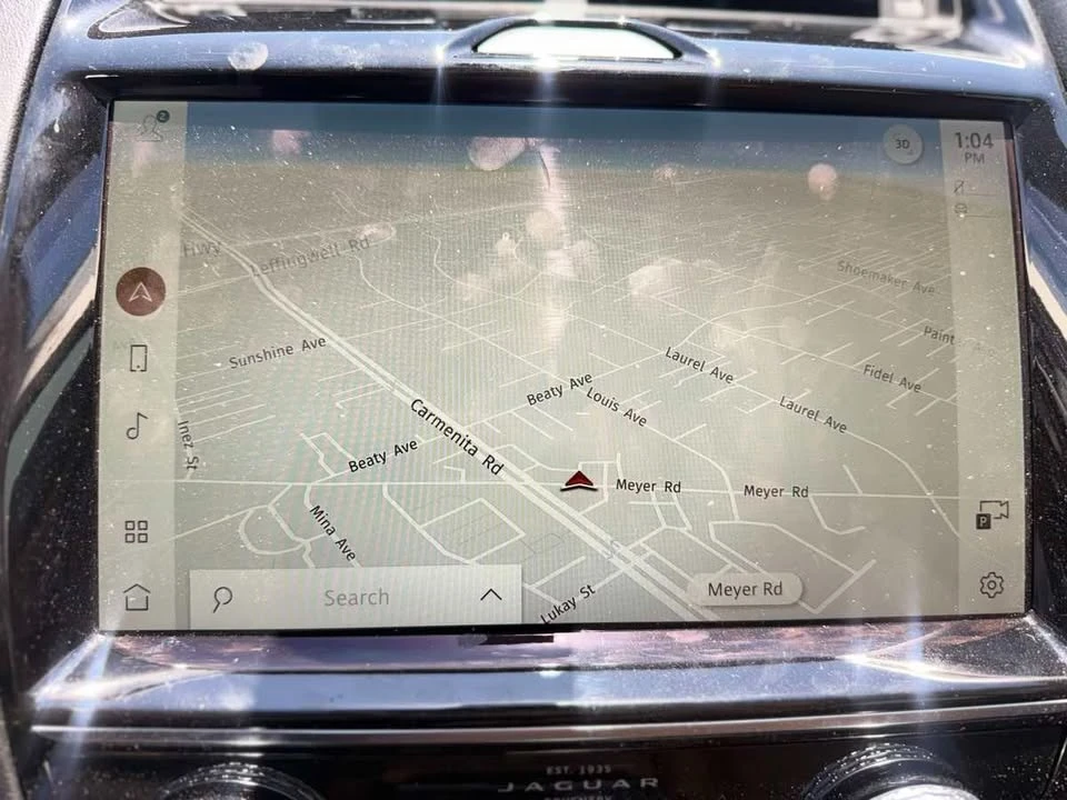 2021 Jaguar E-Pace - Image 14 of 15