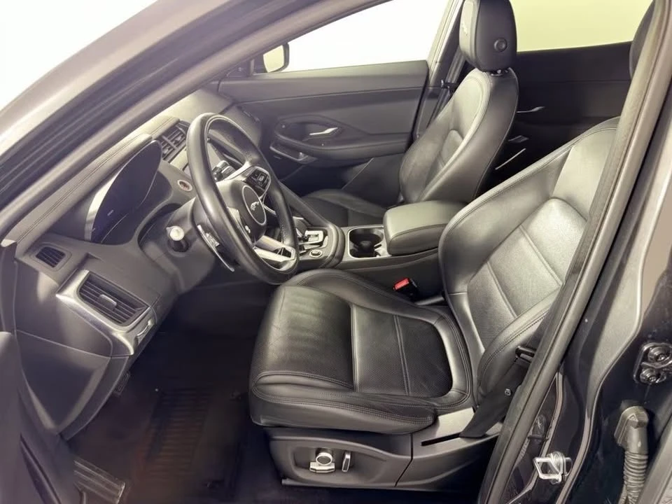 2021 Jaguar E-Pace - Image 8 of 12