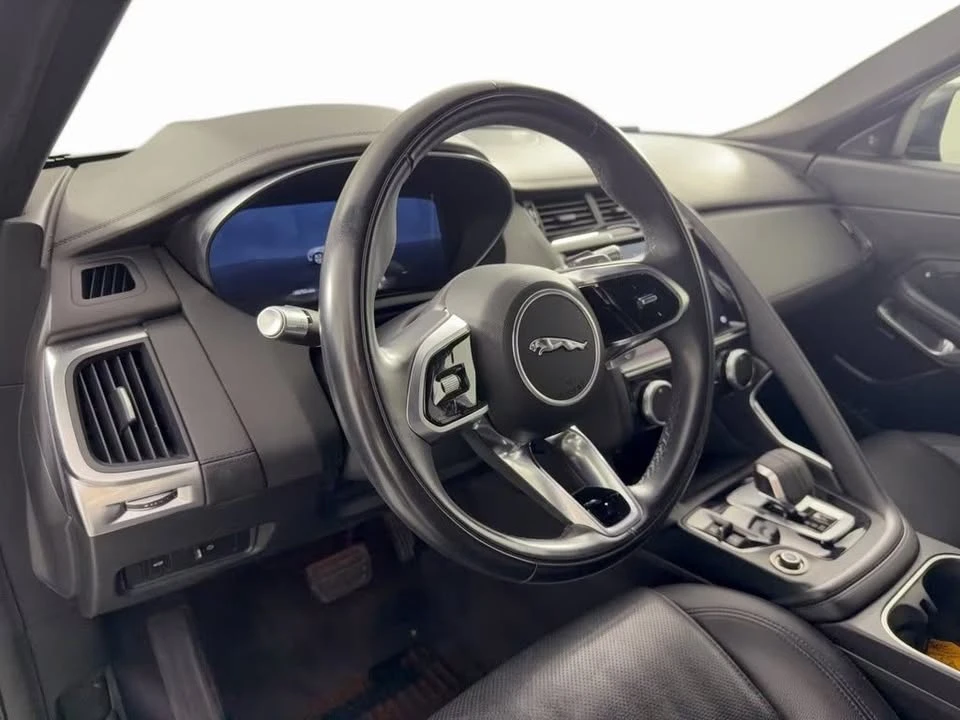 2021 Jaguar E-Pace - Image 9 of 12